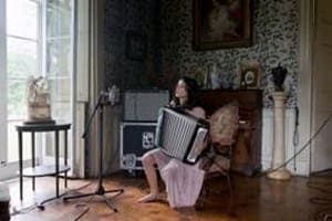 The Visitors di Ragnar Kjartansson in HangarBicocca