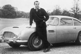 Eroi, motori e fumetti accendono Maranello