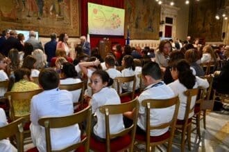 Giovani senza bussole tra distanze, cultura e solitudine